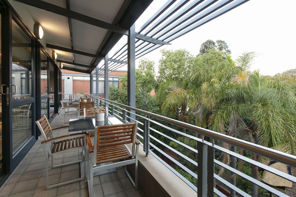Absolute Farenden Apartments 1