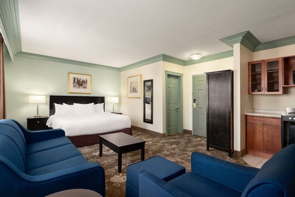 Nova Inn Yellowknife 1