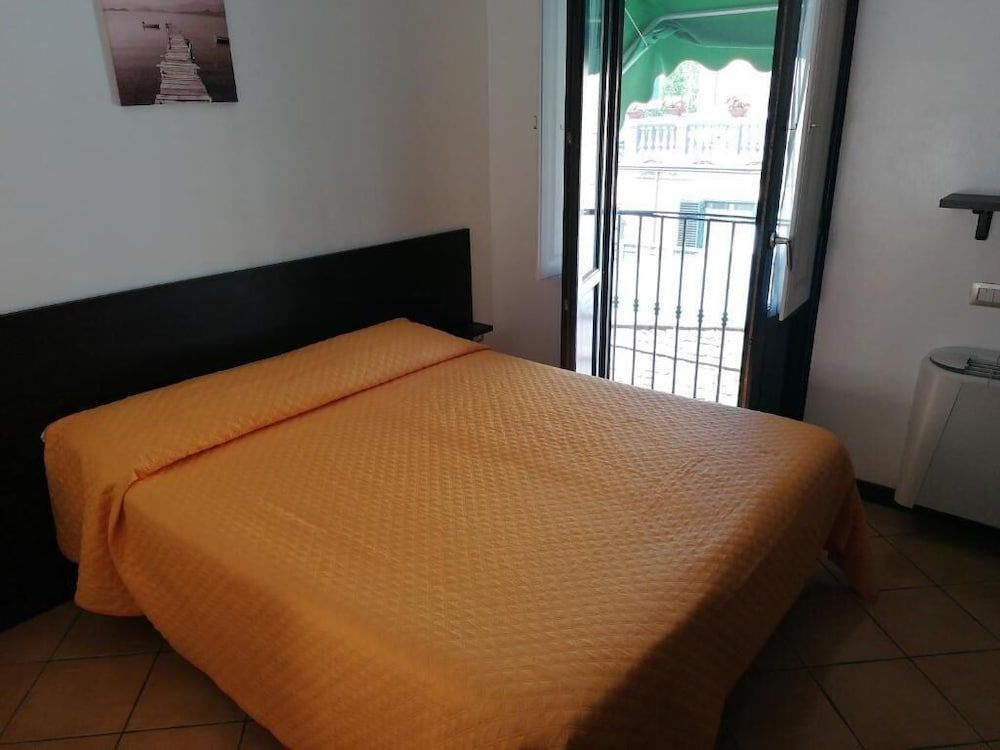 hotel poseidonia 2