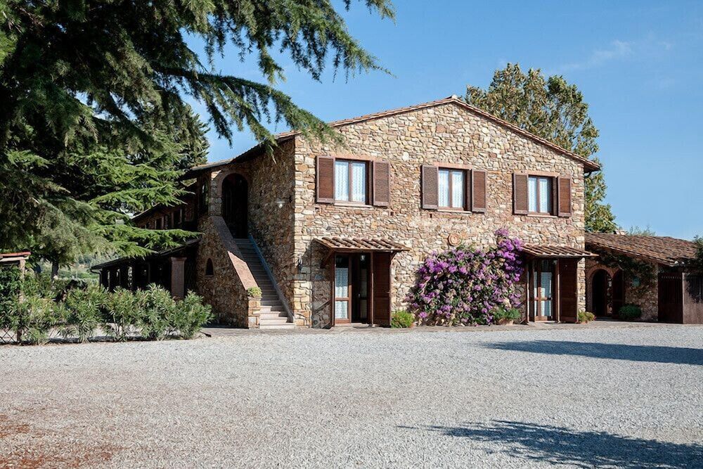 Agriturismo La Fonte Di Vivalda 1