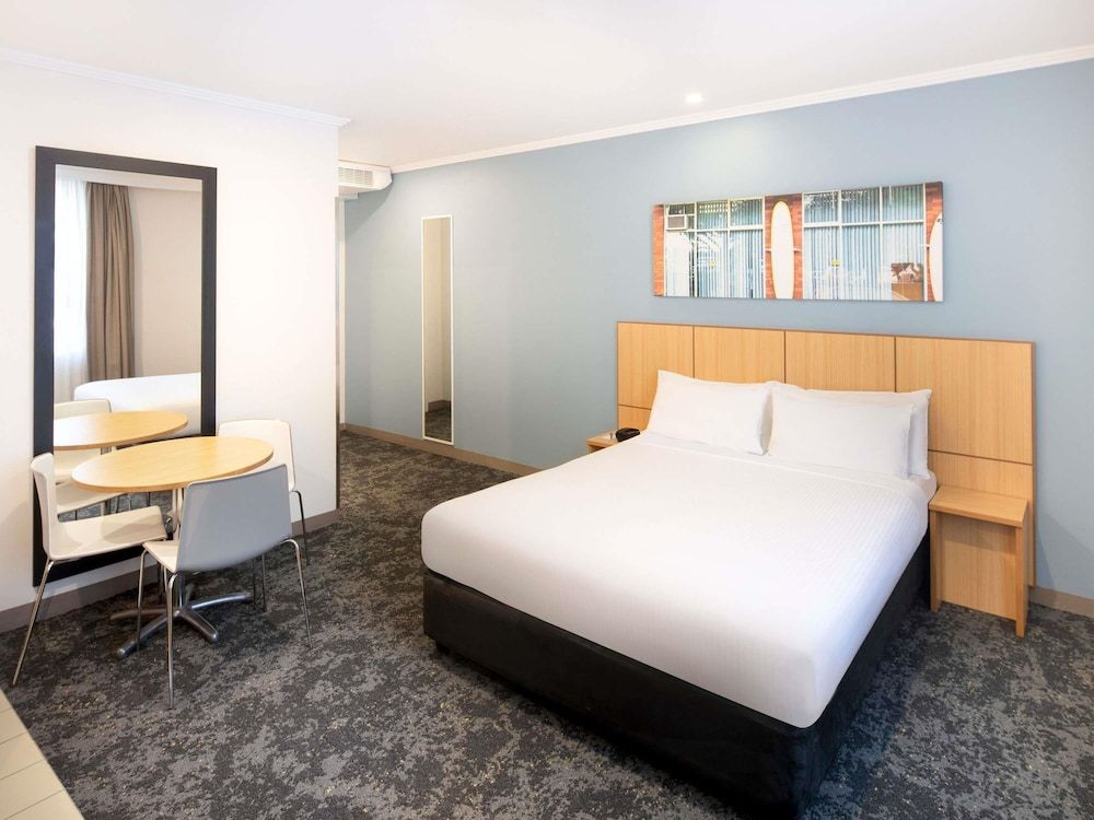 Mercure Sydney Manly Warringah 1
