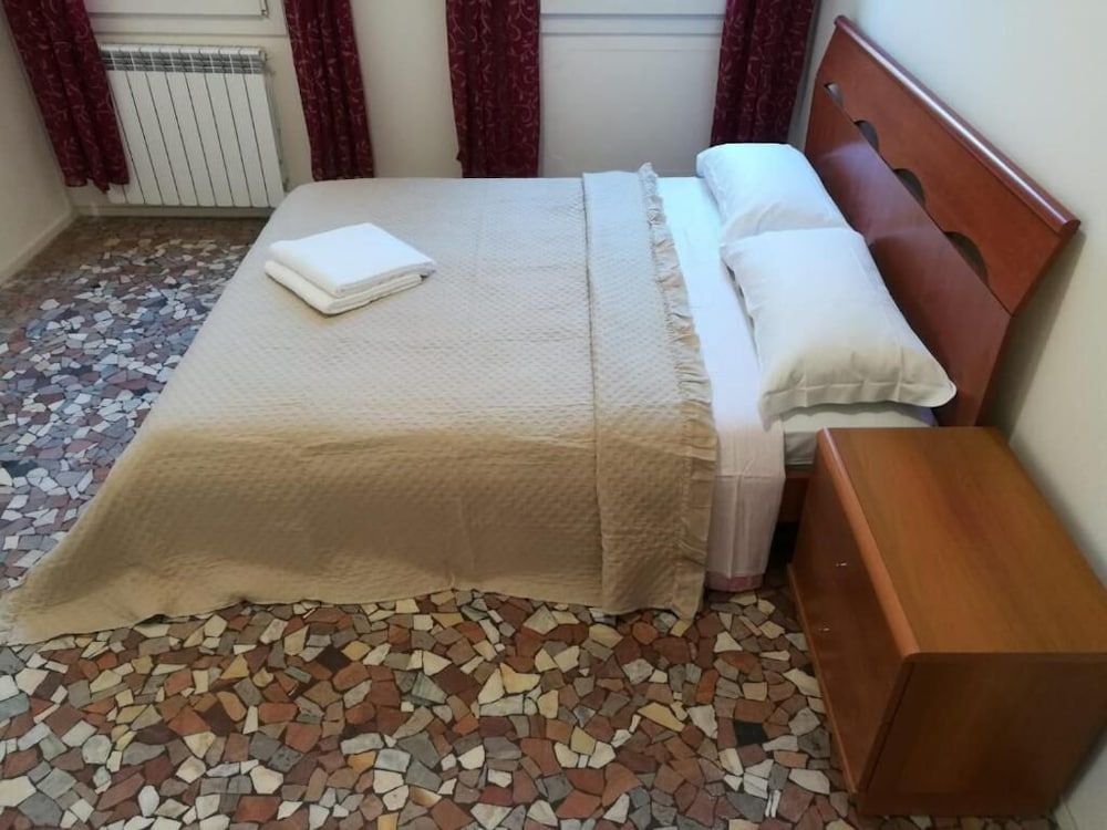 Venice Cityview Guesthouse 2