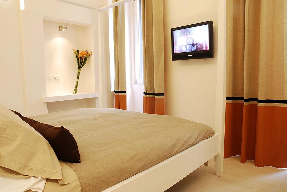 Pantheon Suites Rome 2 2