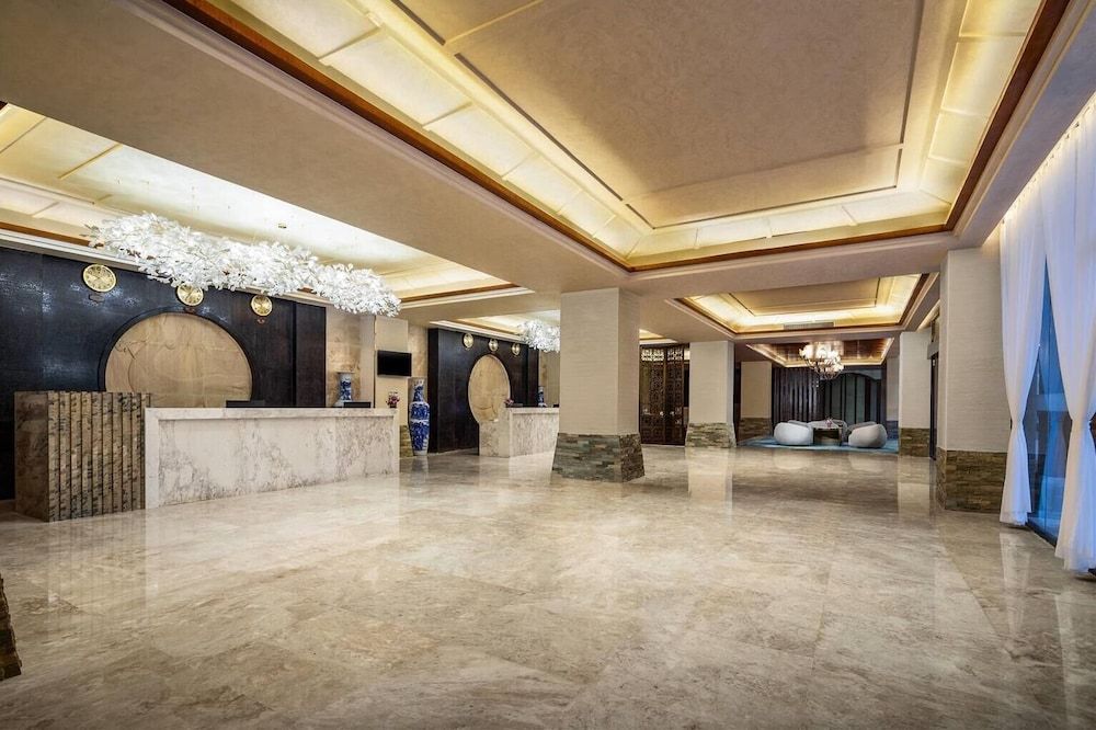 Days Hotel by Wyndham Lijiang Gucheng 2