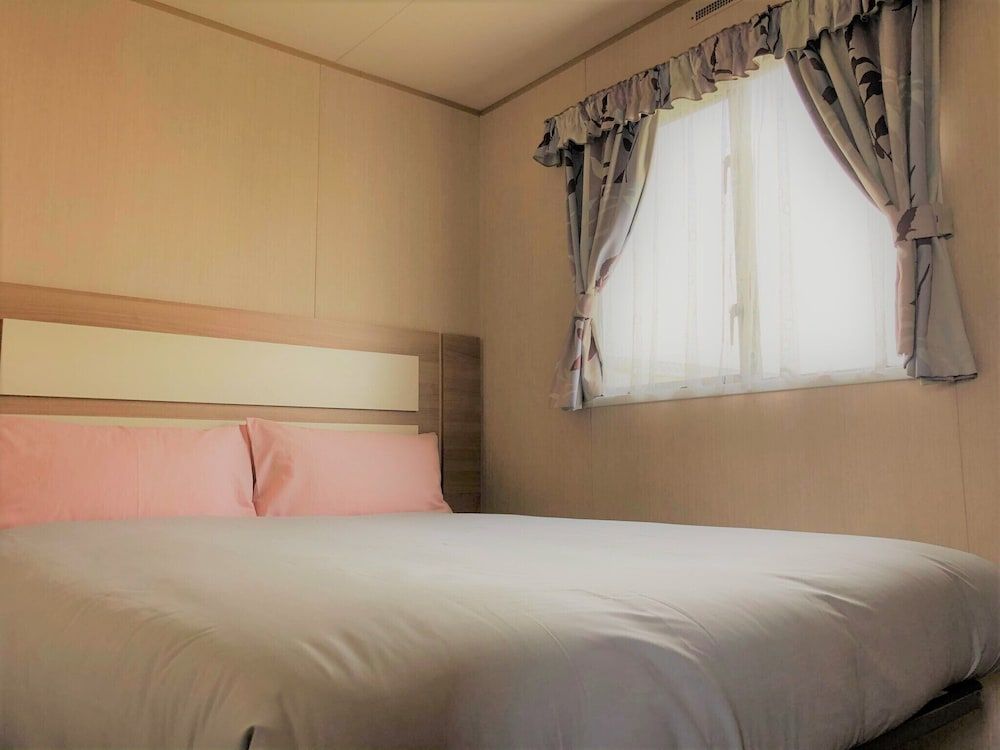 Golden Anchor Caravan Park 2