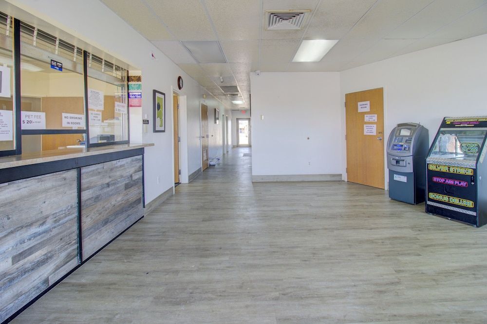 OYO Malden Airport Inn 2