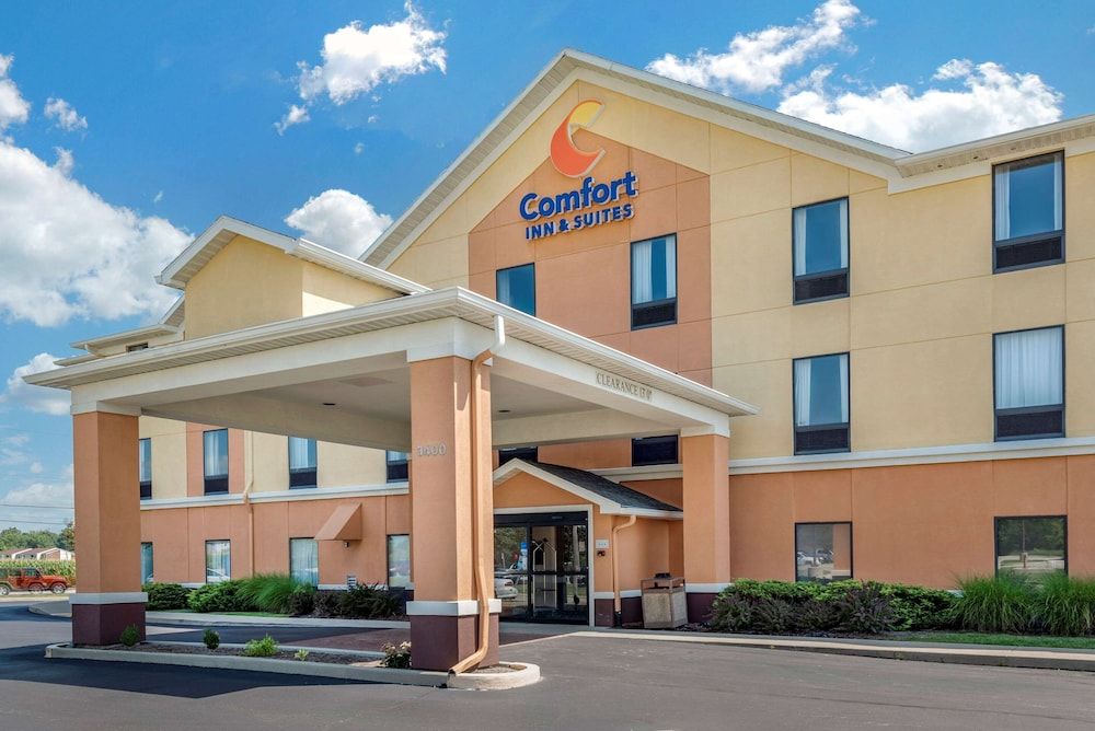 Comfort Inn & Suites Muncie Near University 1