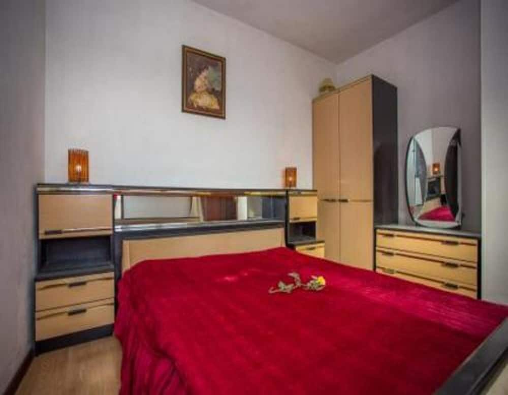 Vila Anita 2