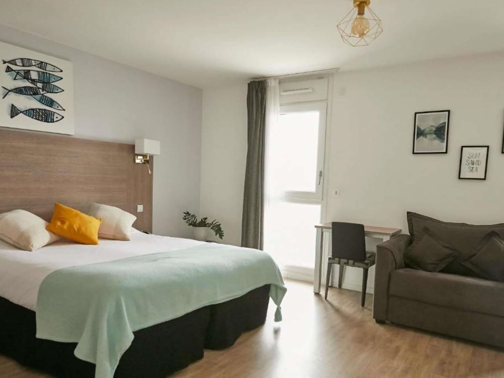 Aparthotel Adagio Access Massy Palaiseau 1
