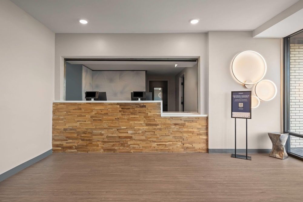 ECHO Suites Extended Stay by Wyndham Johnson City Medical CR 2