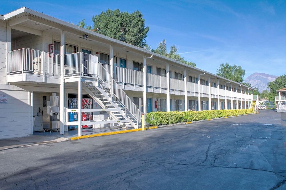 Motel 6-Bishop, CA 1