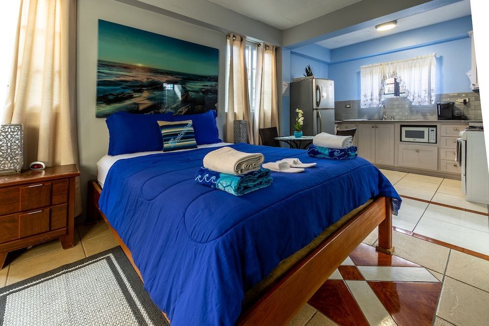 Beach Studio in Crown Point 2