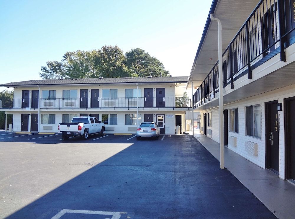 Americas Best Value Inn - Goldsboro 1