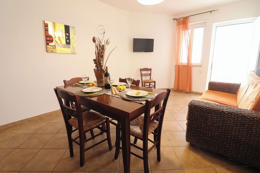 Samiras Home Cozy Apartment Near the Beach and Otrantos Historic Center 1
