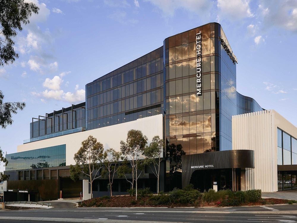 Mercure Melbourne Doncaster 1