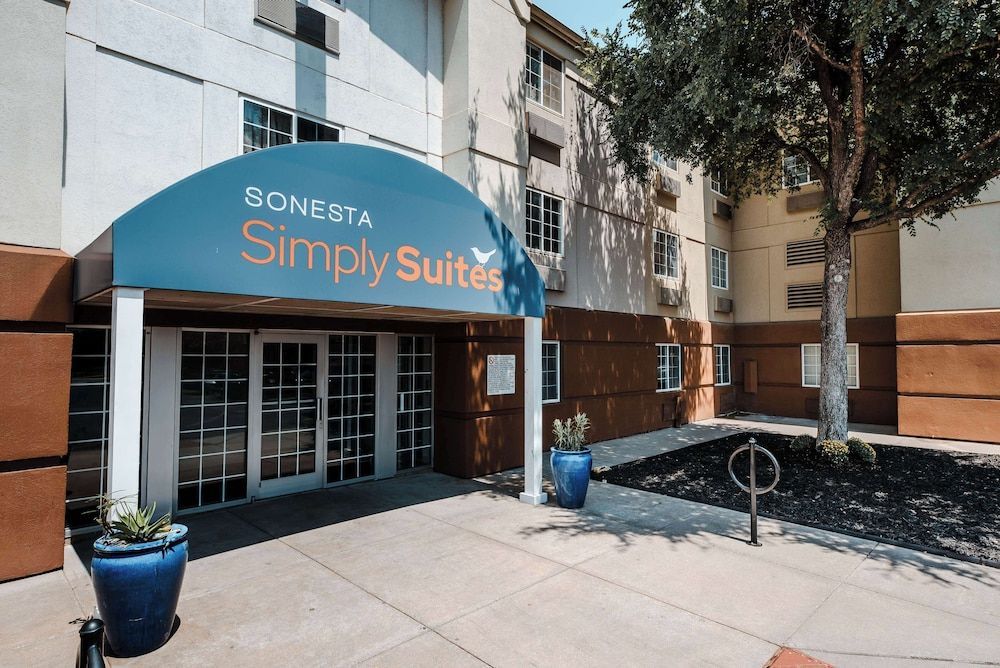 Sonesta Simply Suites Fort Worth 1