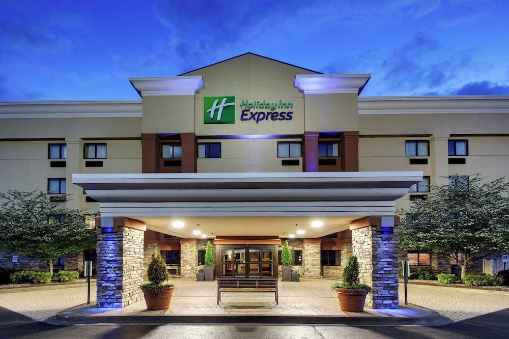 Holiday Inn Express FORT CAMPBELL-OAK GROVE by IHG 1