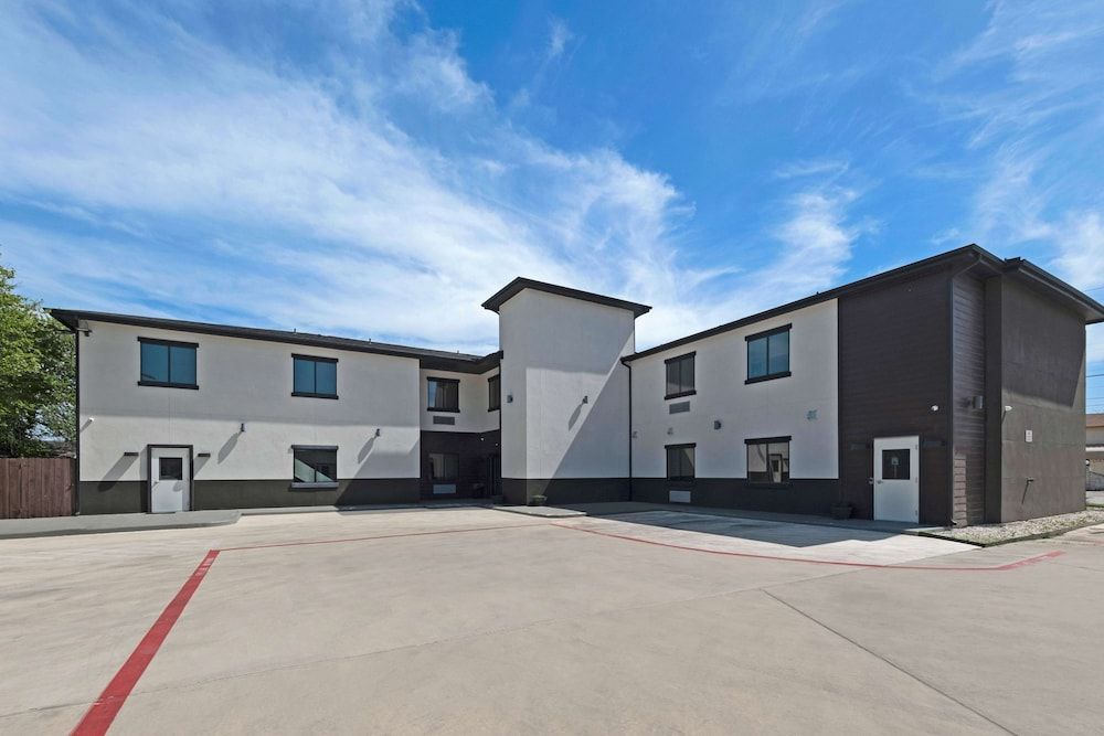 Americas Best Value Inn San Antonio Downtown Riverwalk 1