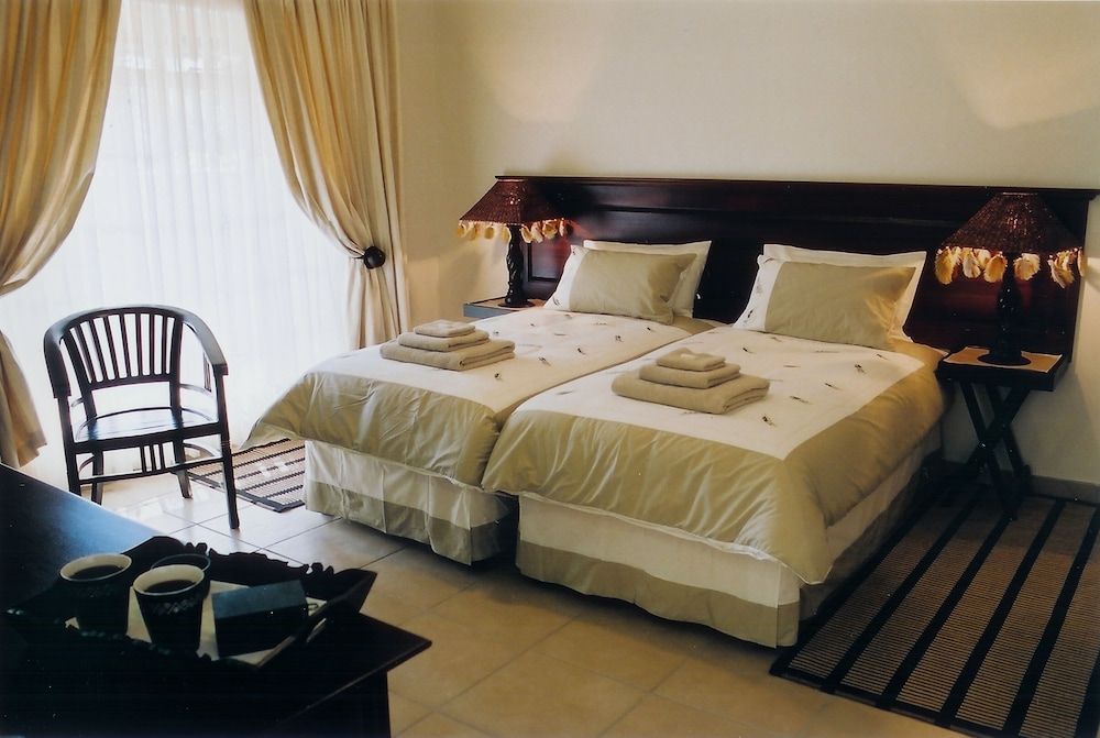 Falling Feather Inn 2