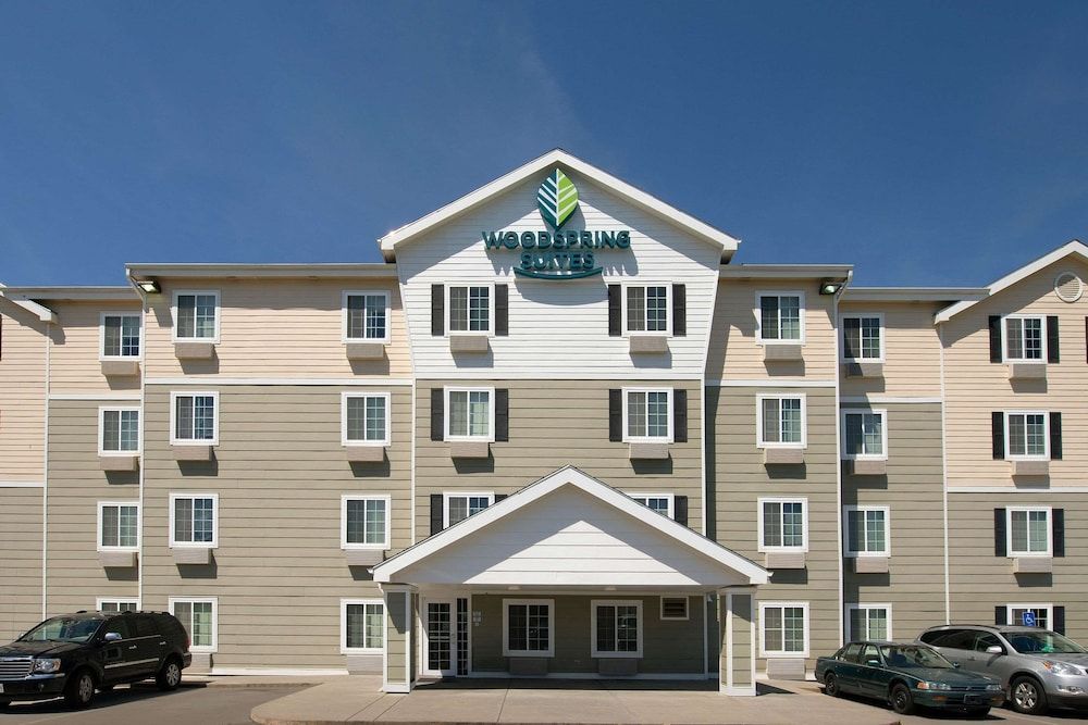 WoodSpring Suites Junction City 1