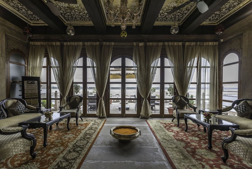 BrijRama Palace, Varanasi - By the Ganges 1