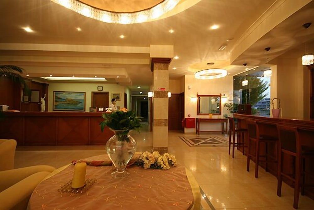 Castro Beach Hotel 2