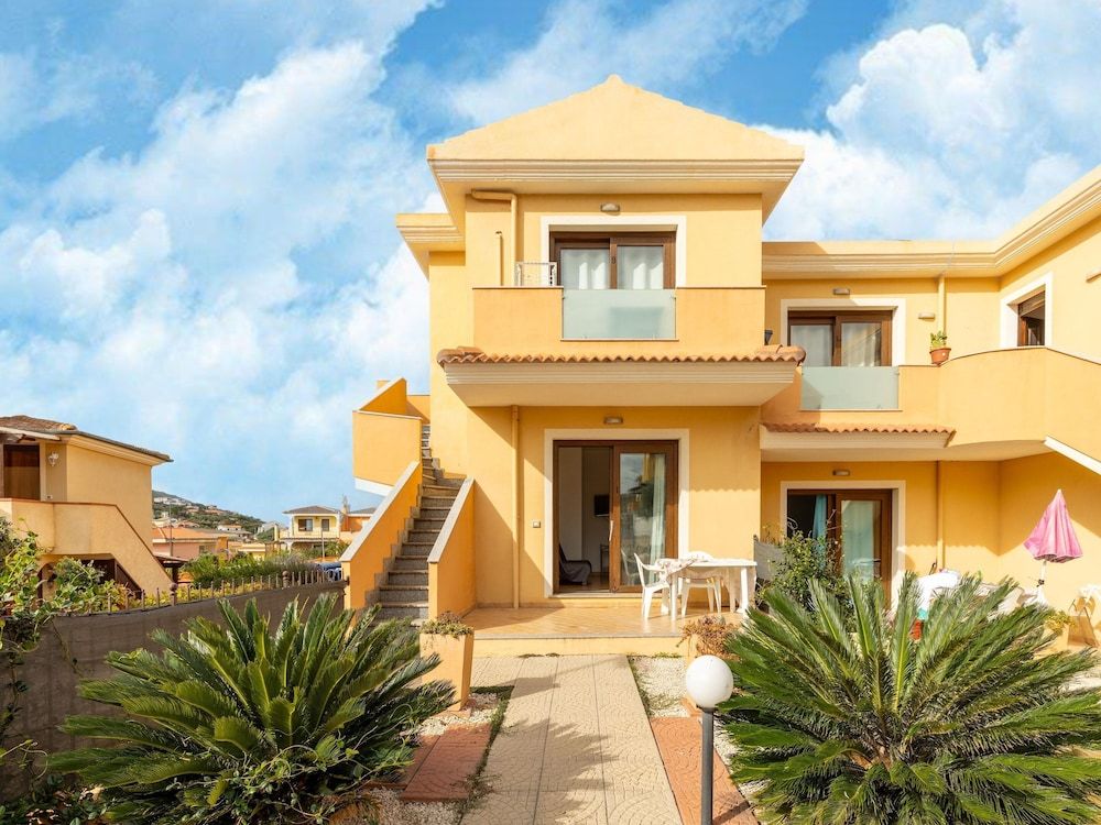 Apartment with air conditioning and terrace 1