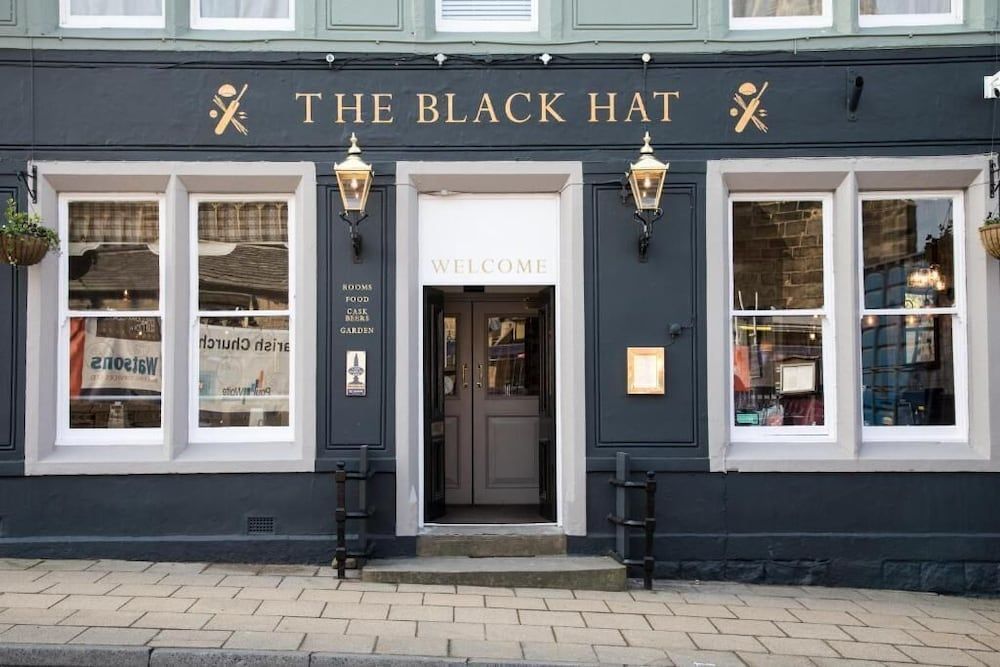 The Black Hat 1