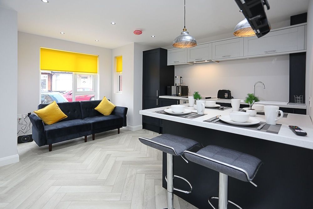No1 Luxury Service Apartments 1