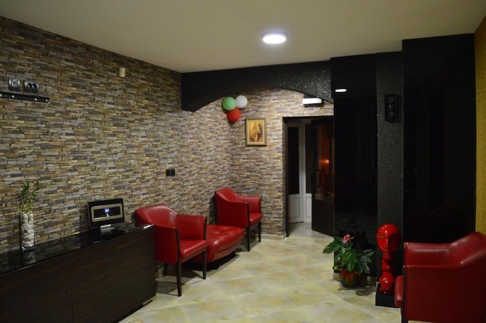 Bon Bon Hotel 2