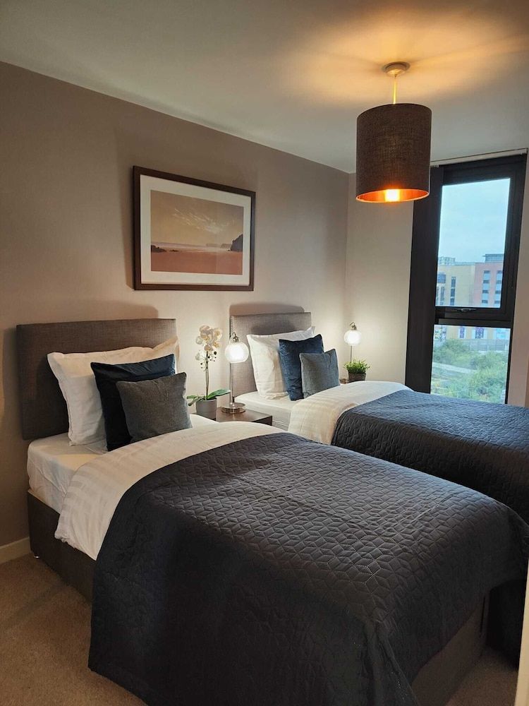 Sheffield 6th Floor City View Apartment 2