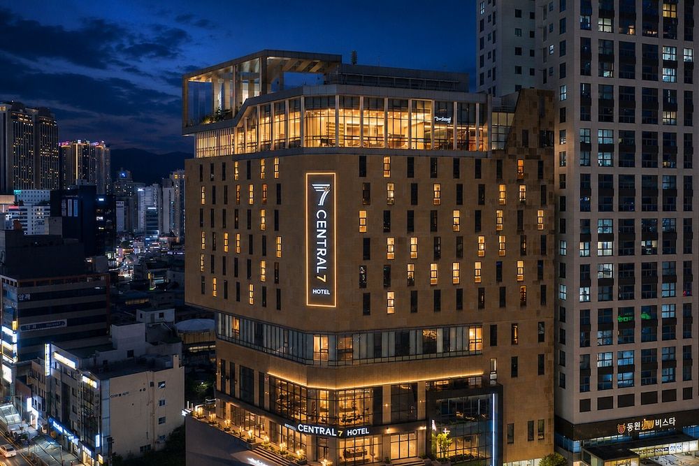 Central Seven Hotel by Kwon Busan Seomyeon 1