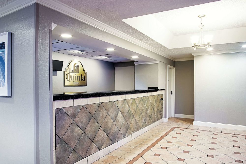 La Quinta Inn by Wyndham West Palm Beach - Florida Turnpike 2