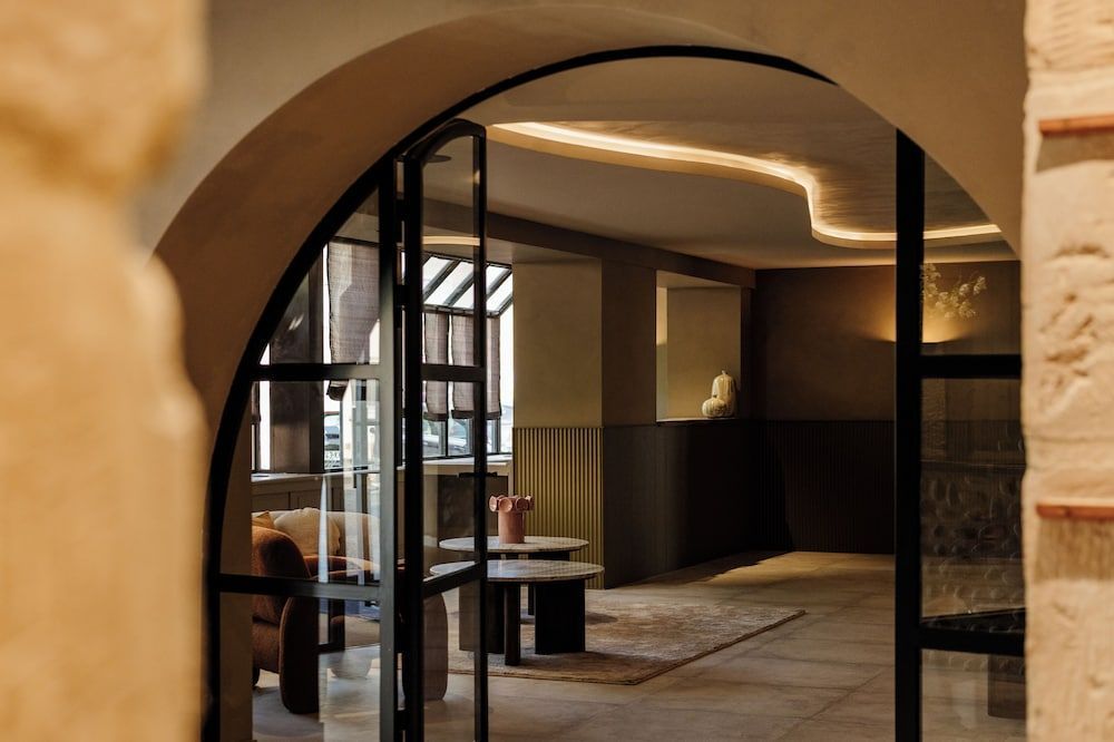Hotel & Restaurants - Maison Chabran 2