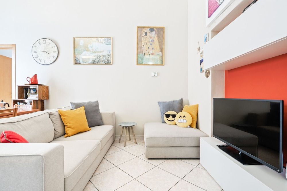 GuestHost - Giardino Vignoli Functional Apartment 1