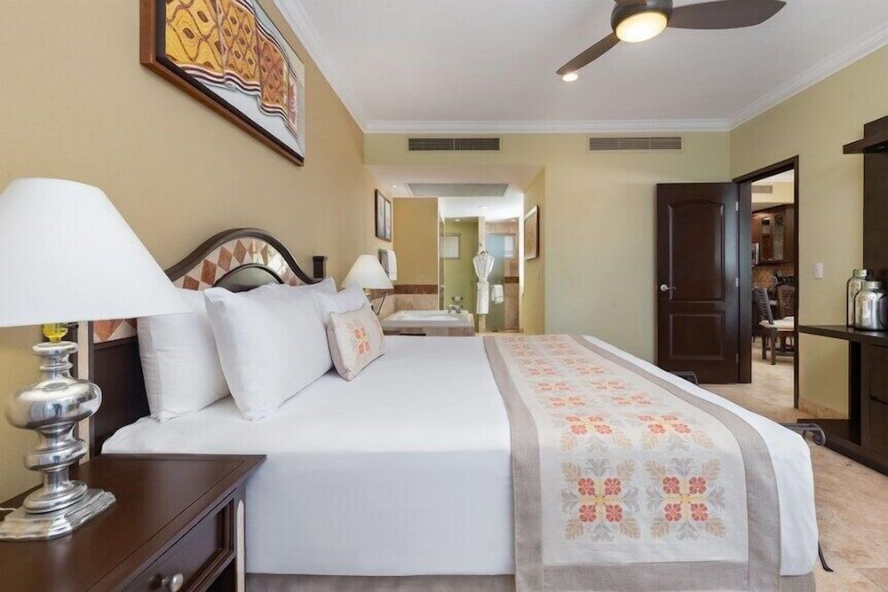 Villa Del Palmar Flamingos Beach Resort 2