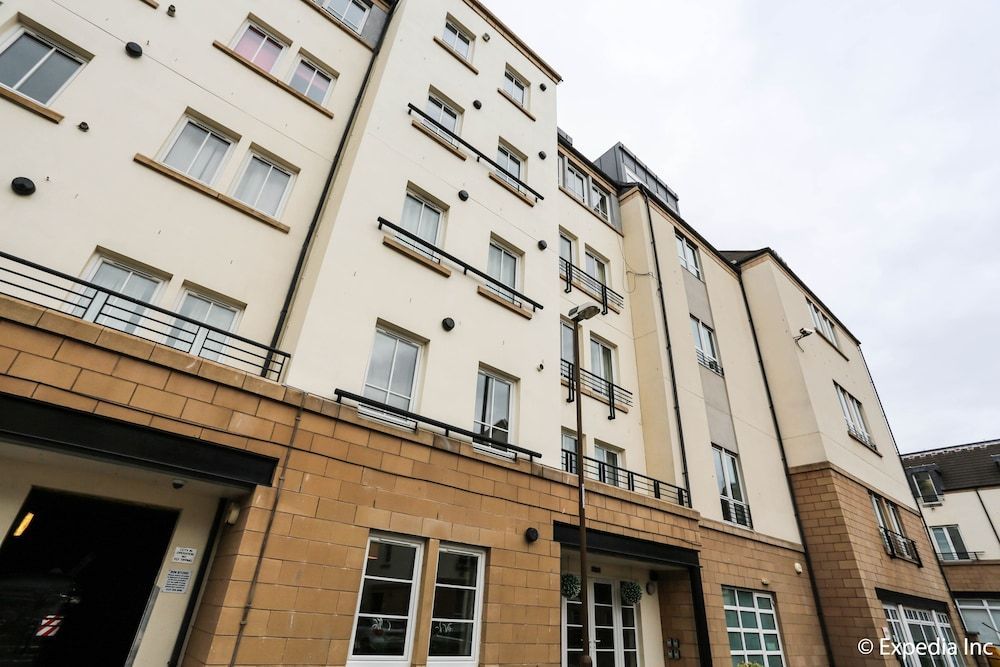 Edinburgh Playhouse Apartments 1