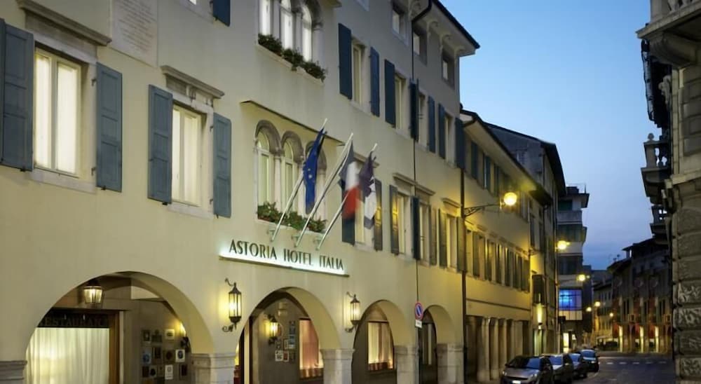 Astoria Hotel Italia 1