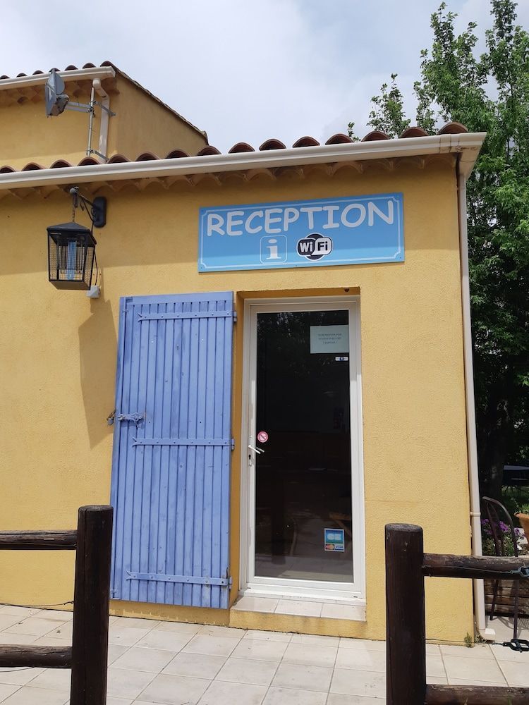 Camping Les Sources 2