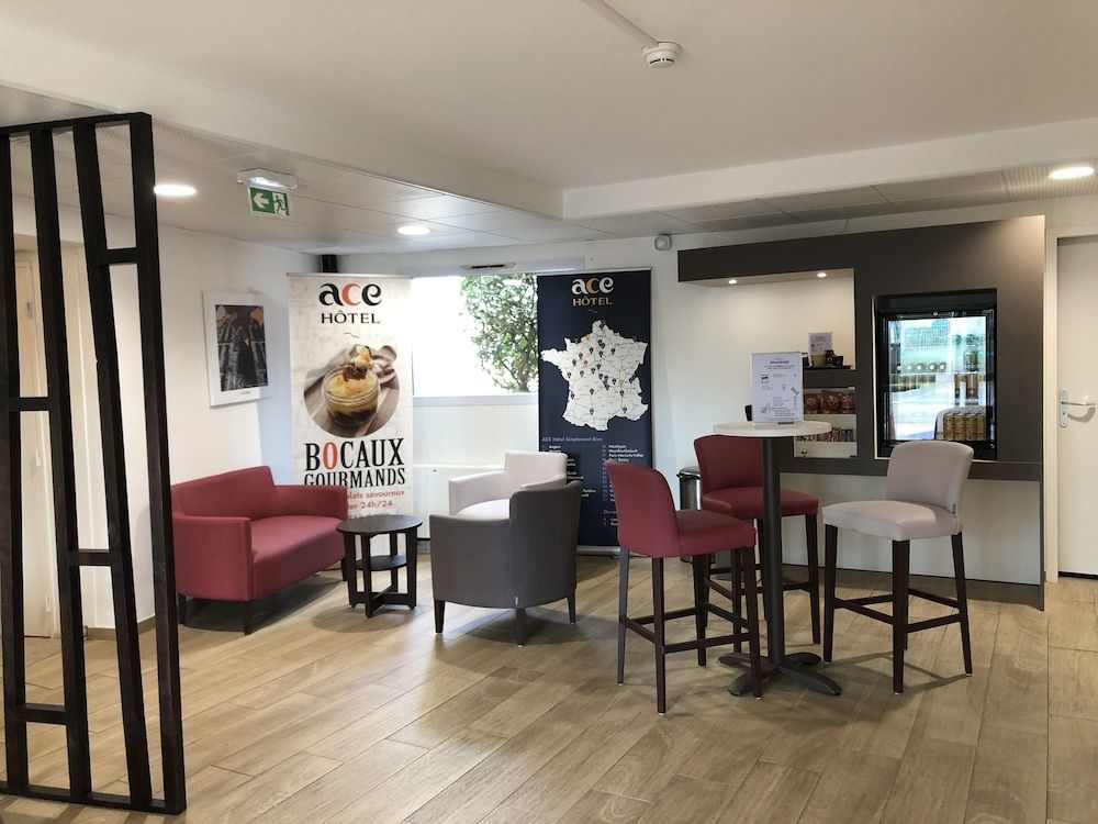 Ace Hotel Issoire 2