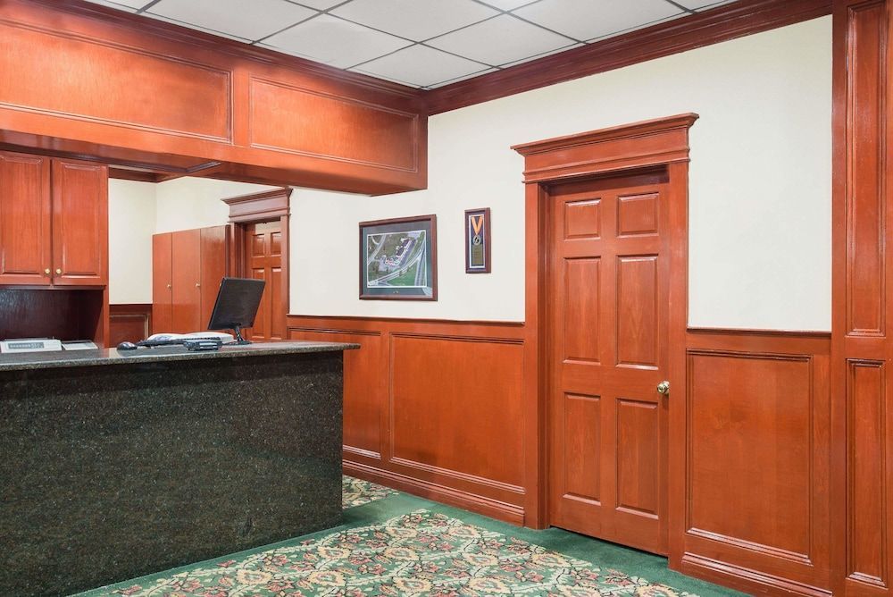 Howard Johnson by Wyndham Saugerties 2