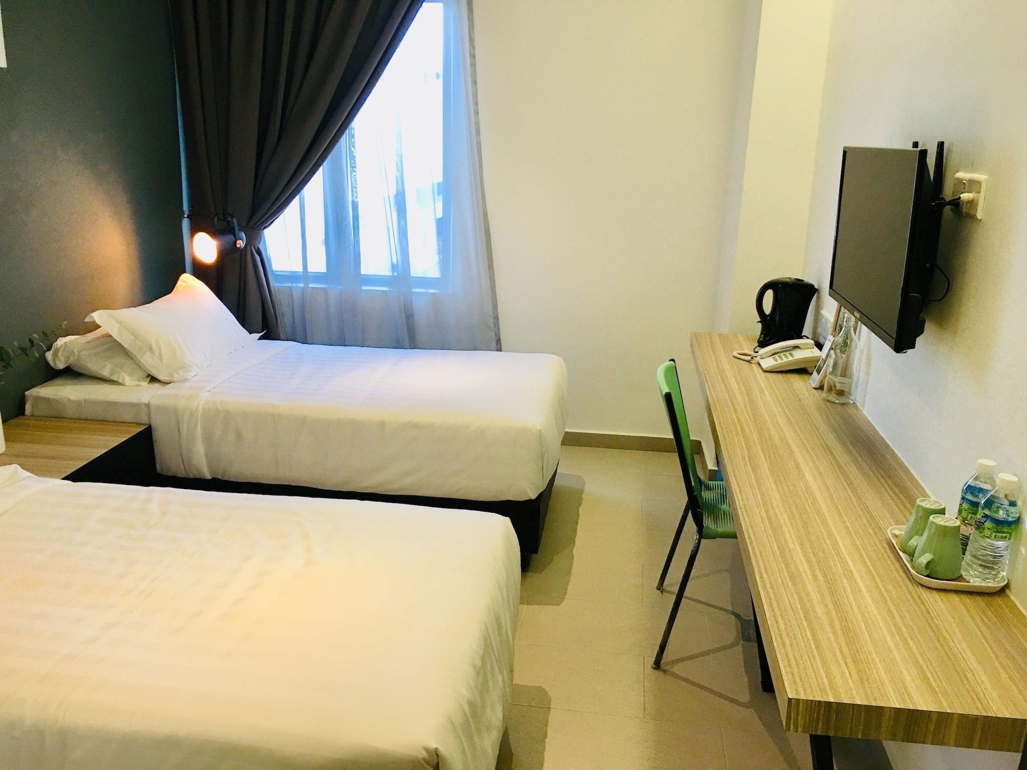 Enclave Business Hotel 1