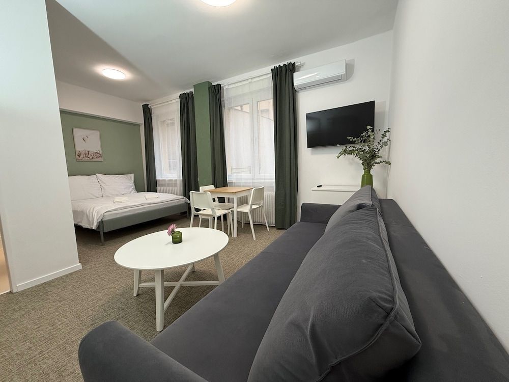 Gremium Apartments 2
