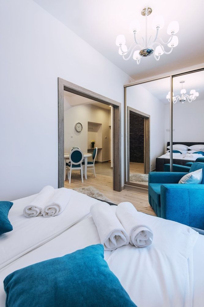 City Lights Apartments - Bosacka 2