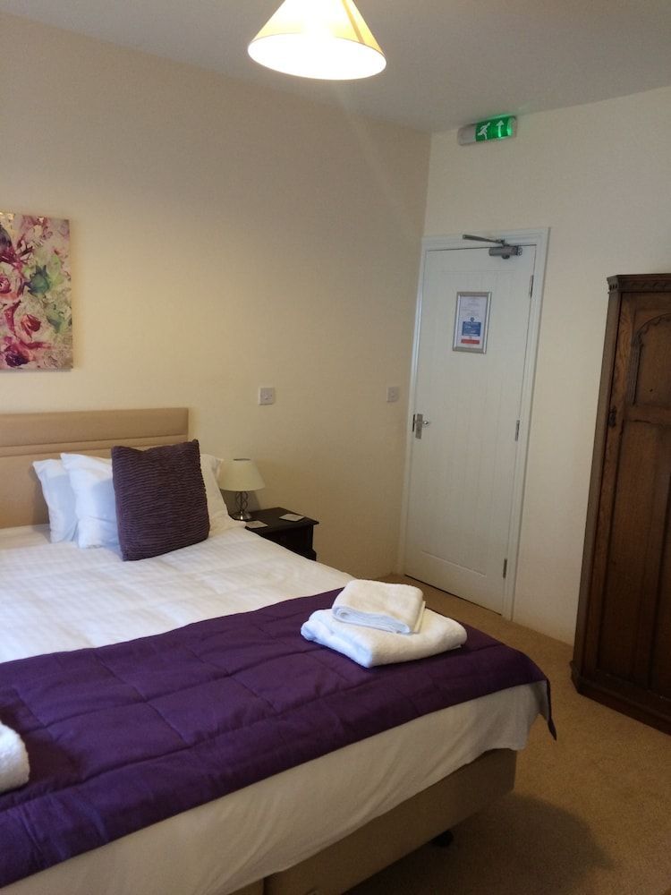 The Poltimore Inn 2