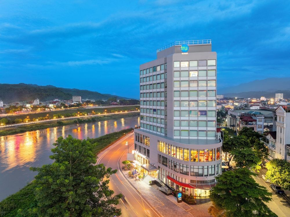 Tru by Hilton Lao Cai City Riverside 1
