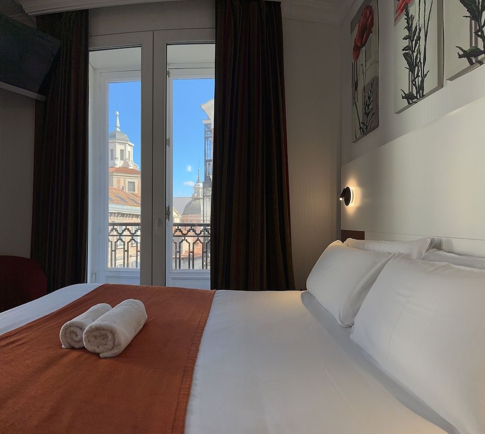 Hostal Sol Square Madrid 1