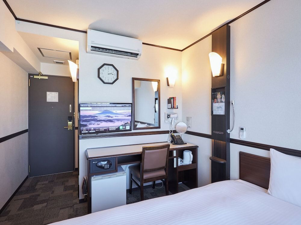 Toyoko Inn Tokyo Ueno Tawaramachi eki 2