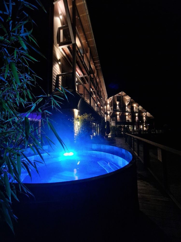 Paris - Gérardmer - Hôtel Interlaken Lounge Bar & Spa - Gérardmer
