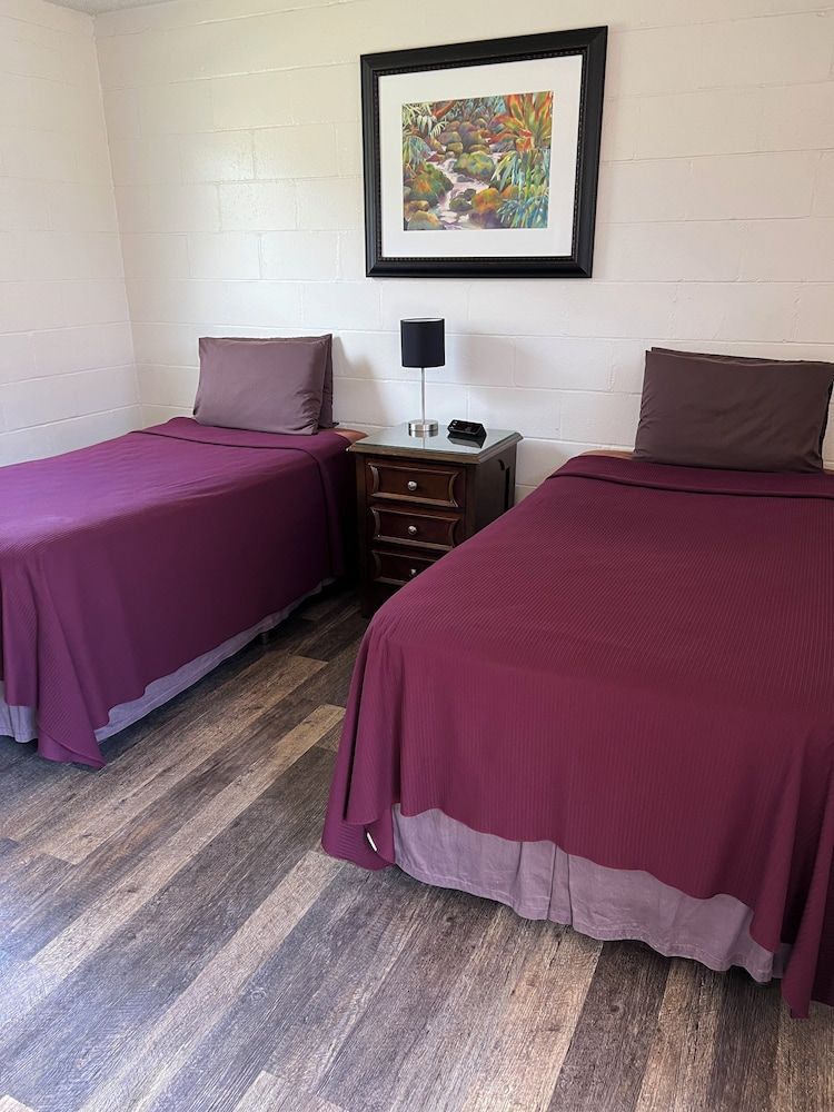 Tip Top Motel 1